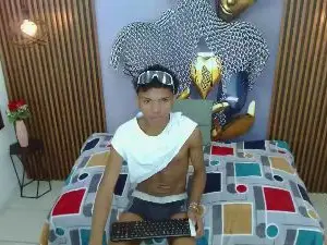 Cam4 Live Sex Cam of AlessandroBlack
