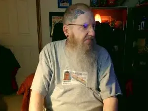 Cam4 Free Live Porn of guyboobies