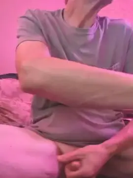 Cam4 Live Porn of DicksrUs79