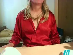 Cam4 Watch Live Sex Cams of ShinyLarissa