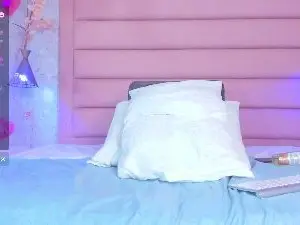 Cam4 Live Sex Cam of Scarleett_22