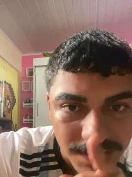 Cam4 Live Porn of luxuryjared