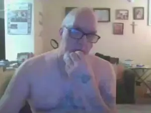 Cam4 Live Porn of TINYCOCK1956