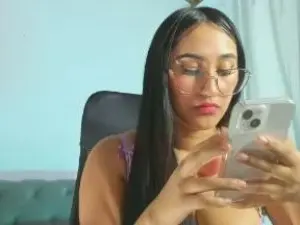 Cam4 Live Porn of camila_wood