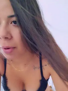 Cam4 Sex Cam of LunaVelluto