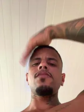 Cam4 Sex Cam of Soaresluucas29