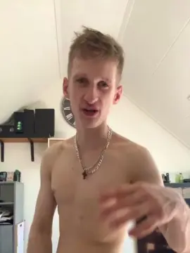 Cam4 Live Sex of HornyPornyGuy