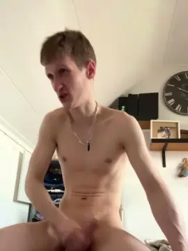 Cam4 Live Sex Cam of HornyPornyGuy
