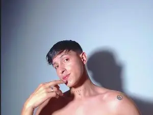 Cam4 Private Sex Chat of Rowanbig23
