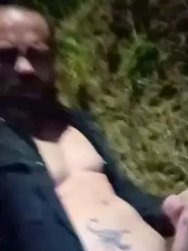 Cam4 Live Porn of Bondosoamigo