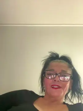 Cam4 Live Porn of Monttychilena