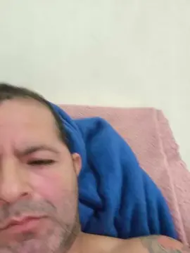 Cam4 Free Porn Cam of mrciogrei22