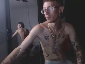 Cam4 Nude Webcam of RyanOwenss