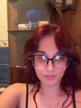 Cam4 Free Porn Cam of Lyli