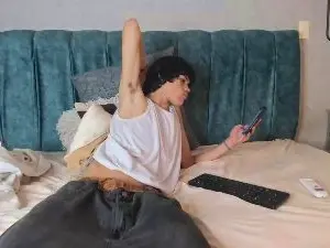 Cam4 Live Sex Cam of Diamante_twink