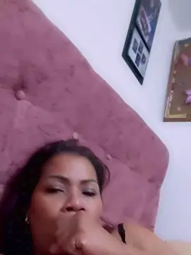 Cam4 Live Porn of Ebony_sezy