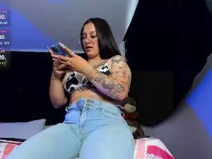 Cam4 Live Porn of karolina_evans