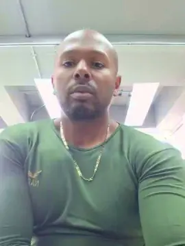 Cam4 Live Sex of irey_negro