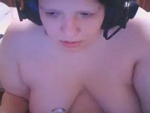 Cam4 Free Live Porn of anadirtt