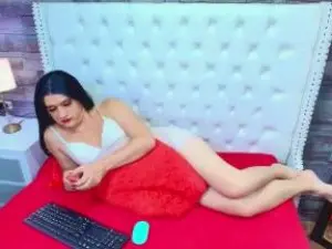 Cam4 Live Porn of TRINY_TS