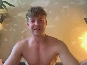 Cam4 Free Porn Cam of Heikhoe69