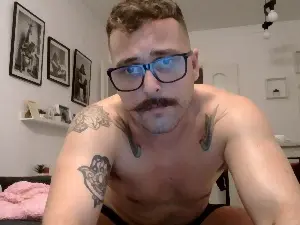Cam4 Live Porn of Jeffhubard