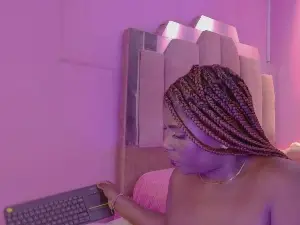 Cam4 Private Sex Chat of LoveQueen2