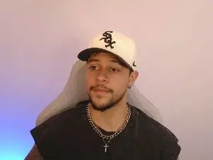 Cam4 Best live sex cam show of dom_santiago31