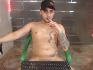 Cam4 Watch Live Sex Cams of xxxxHotxoxo