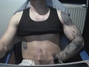 Cam4 Sex Cam of alejoduarte55