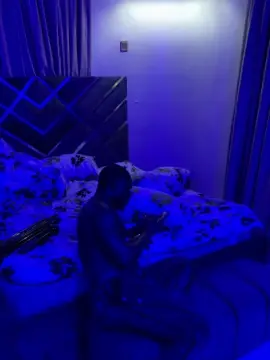 Cam4 Live Porn of Snowblack9