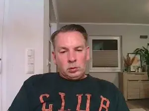 Cam4 Sex Cam of Charly_44444
