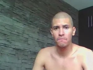 Cam4 Live Porn of Sexylatin64