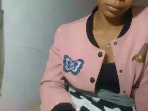Cam4 Live Sex of Laykah