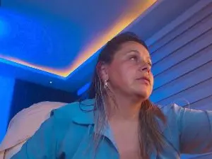 Cam4 Nude Webcam of Cinthya_roberts