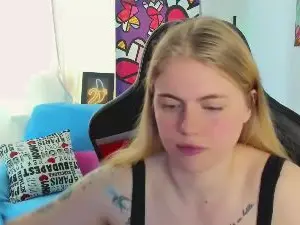 Cam4 Free Live Porn of Jolly_Doll