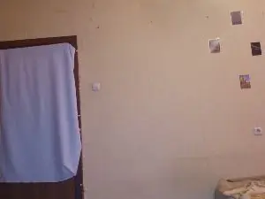 Cam4 Sex Cam of RoxanaKneisler