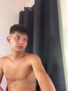 Cam4 Adult Webcam of naughty_daniel