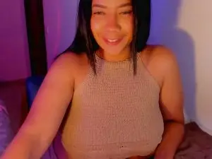 Cam4 Live Porn of NicolePasqualot