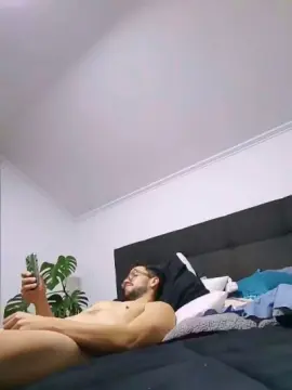 Cam4 Nude Webcam of body_cris