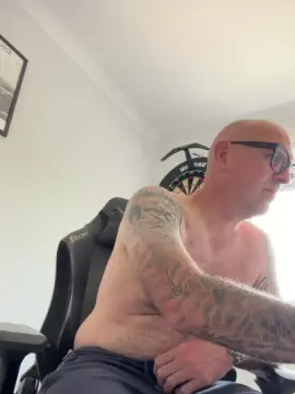 Cam4 Free Live Porn of hornyhants1