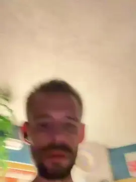 Cam4 Live Sex Cam of Elreydelmanbo