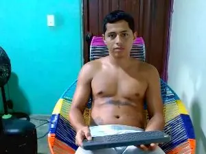Cam4 Sex Chat of Lil_condor_bby1