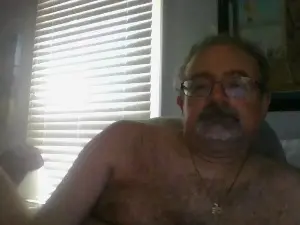 Cam4 Watch Live Sex Cams of biggiestick