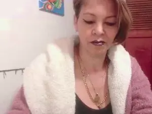 Cam4 Live Sex of Elektra_momy