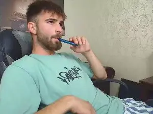 Cam4 Free Porn Cam of KyloEast