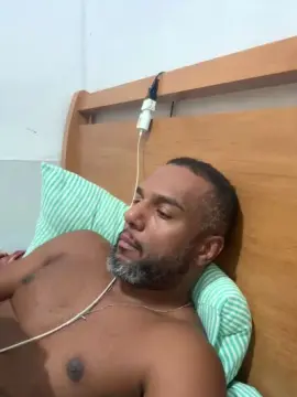 Cam4 Live Porn of Pretocariocahot