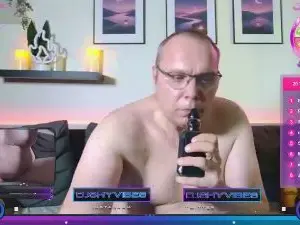 Cam4 Sex Chat of djShyVibes