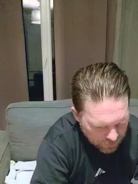 Cam4 Live Porn of tomsauwer