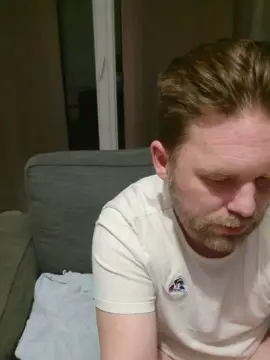 Cam4 Live Sex of tomsauwer